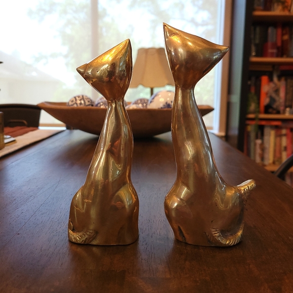 Pair of Brass Cats - Picture 2 of 5
